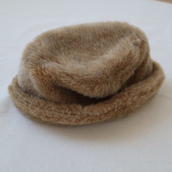Faux Fur Bucket Hat - Picture 8 of 10